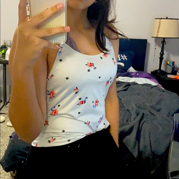 Floral white tank top - Picture 1 of 3